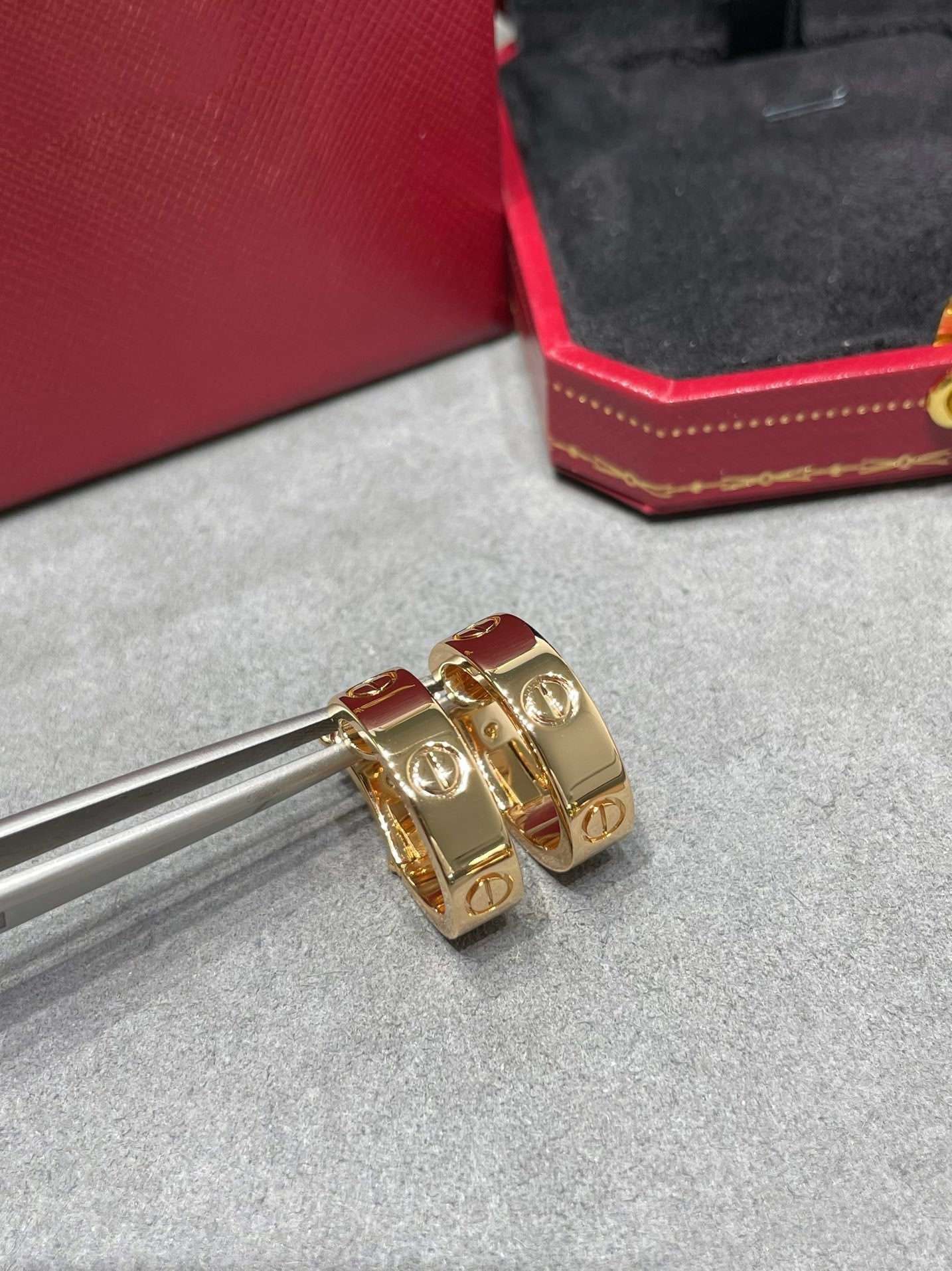 [Vellora Opalyn]LOVE 5.5MM EARRINGS