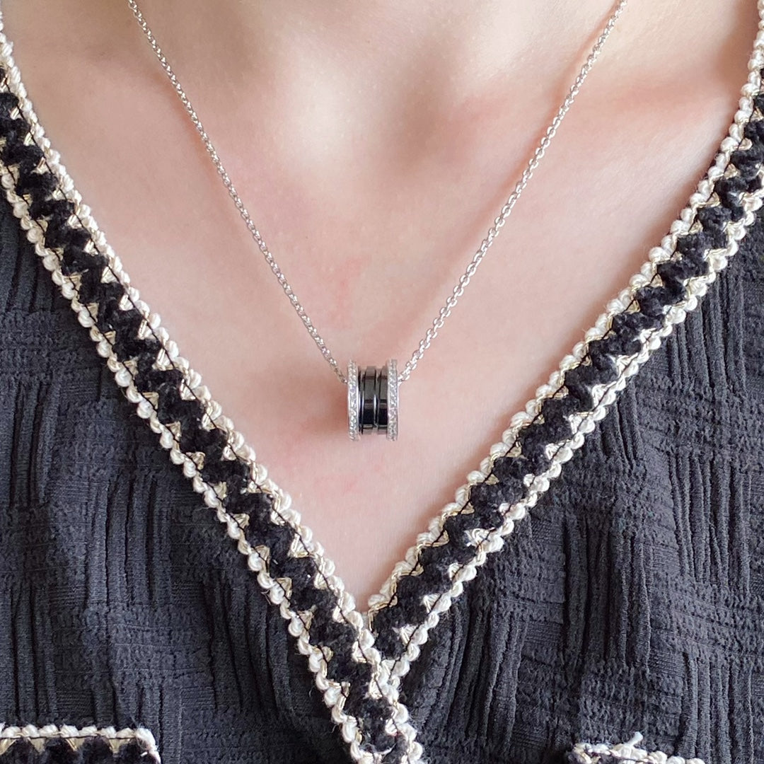 [Vellora Opalyn]ZERO 1 DIAMOND CERAMIC NECKLACE