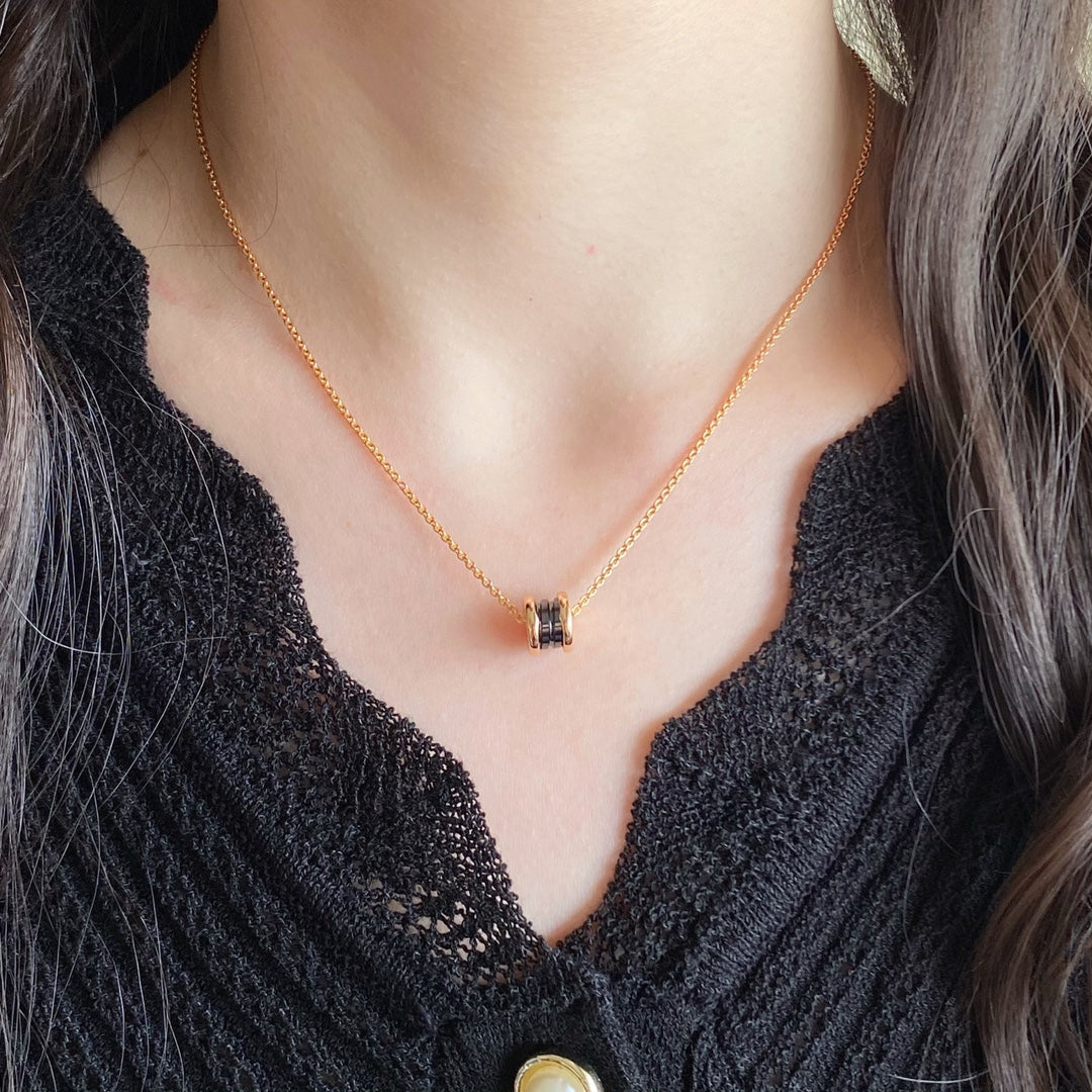 [Vellora Opalyn]ZERO 1 CERAMIC MINI NECKLACE