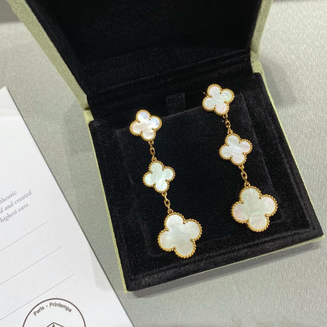 [Vellora Opalyn]CLOVER MOP 3 MOTIFS GOLD EARRINGS