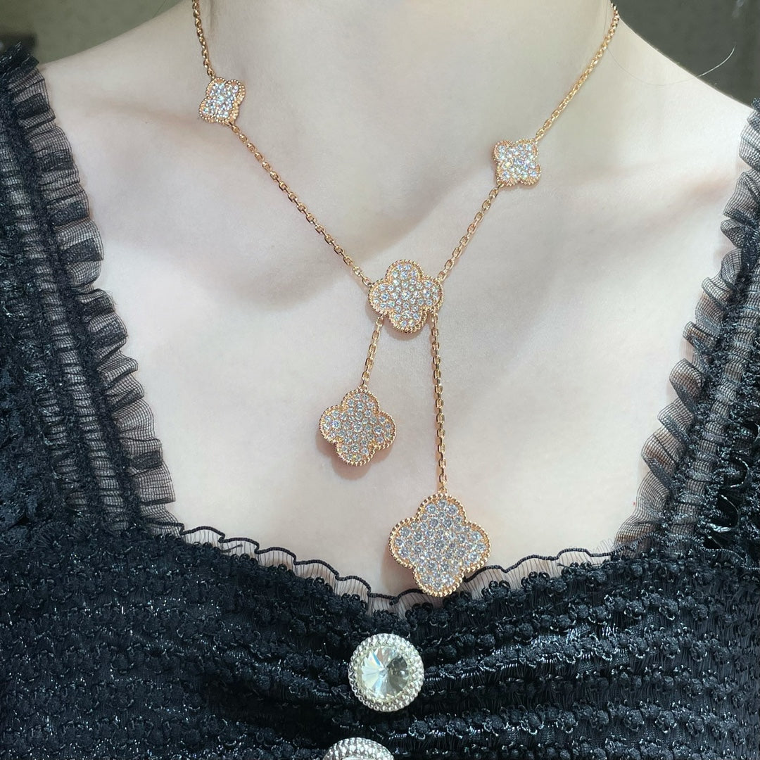 [Vellora Opalyn]CLOVER 6 MOTIF DIAMOND PAVED NECKLACE