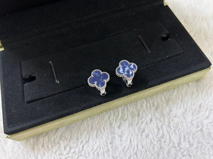 [Vellora Opalyn]CLOVER PIETERSITE MEDIUM STUD EARRINGS