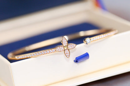 [Vellora Opalyn]IDYLLE PINK GOLD OPEN BRACELET DIAMOND PAVED