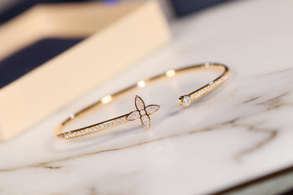 [Vellora Opalyn]IDYLLE GOLD OPEN BRACELET DIAMOND PAVED