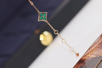 [Vellora Opalyn]STAR AND SUN 4 MOTIF PINK GOLD MALACHITE BRACELET