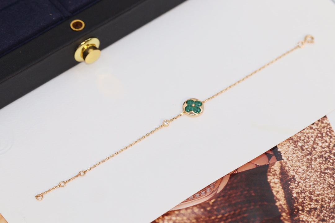 [Vellora Opalyn]STAR AND SUN 4 MOTIF PINK GOLD MALACHITE BRACELET