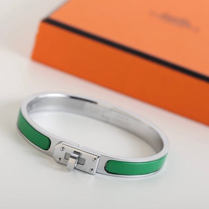 [Vellora Opalyn]HM KELLY GREEN BRACELET