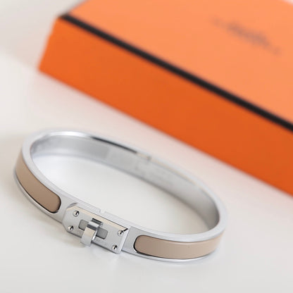 [Vellora Opalyn]HM KELLY GREY BRACELET