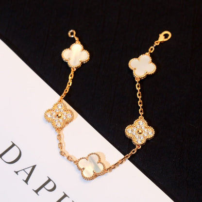 [Vellora Opalyn]CLOVER BRACELET 5 MOTIF WHITE MOP DIAMOND