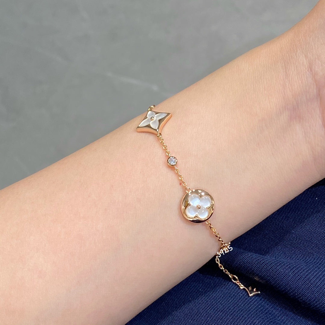 [Vellora Opalyn]STAR AND SUN 4 MOTIF WHITE MOP PINK GOLD BRACELET