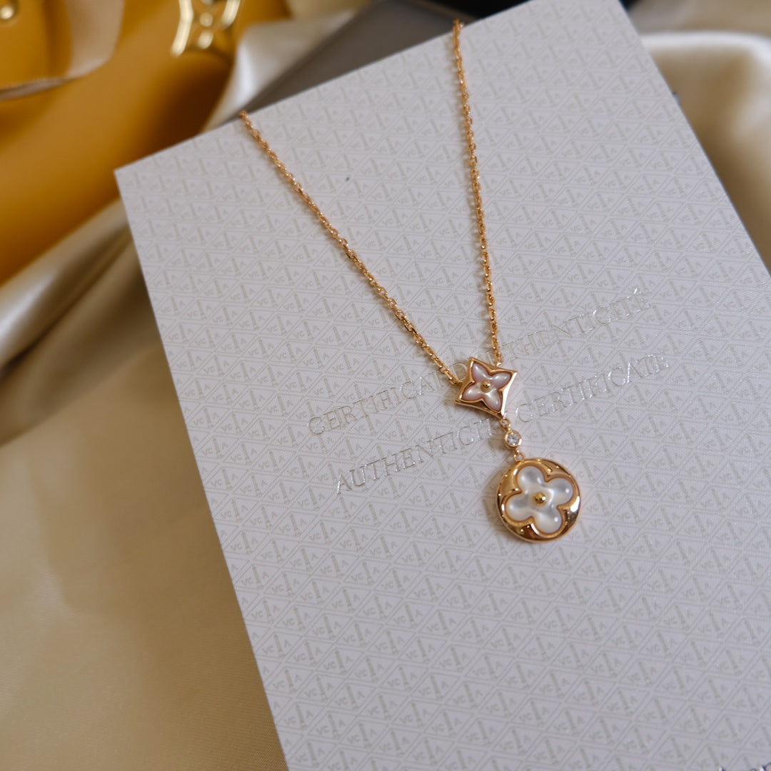 [Vellora Opalyn]STAR AND SUN WHITE MOP 2 MOTIF PINK GOLD NECKLACE
