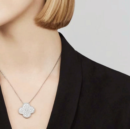 [Vellora Opalyn]CLOVER 25MM LARGE PENDANT DIAMOND PAVED SILVER NECKLACE