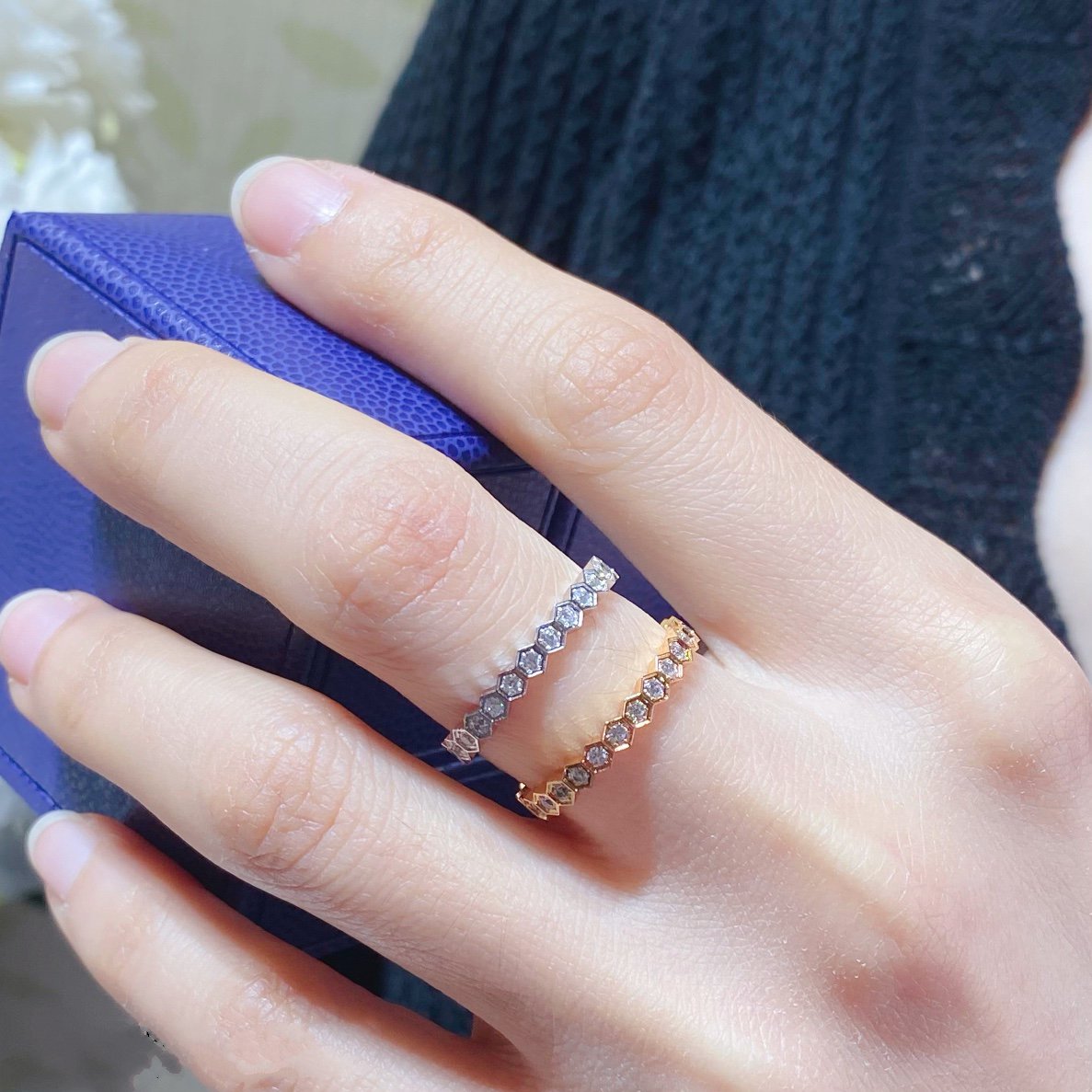 [Vellora Opalyn]BEE LOVE DIAMOND PAVED SMALL RING