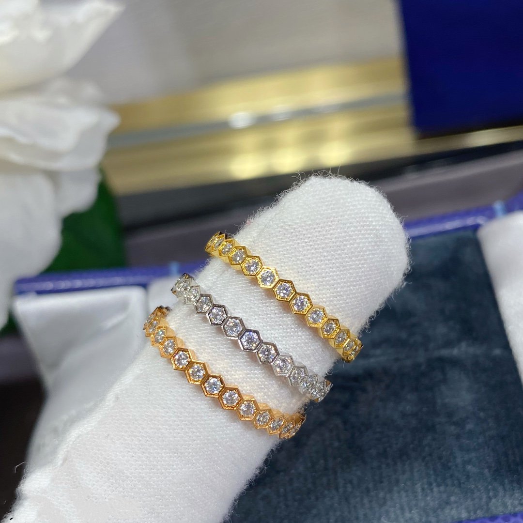 [Vellora Opalyn]BEE LOVE DIAMOND PAVED SMALL RING