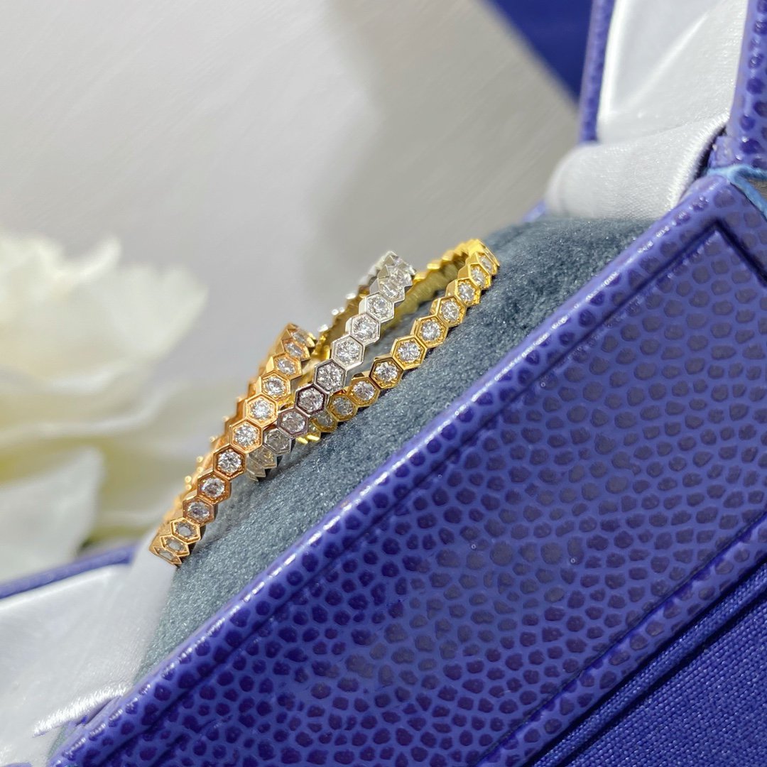 [Vellora Opalyn]BEE LOVE DIAMOND PAVED SMALL RING