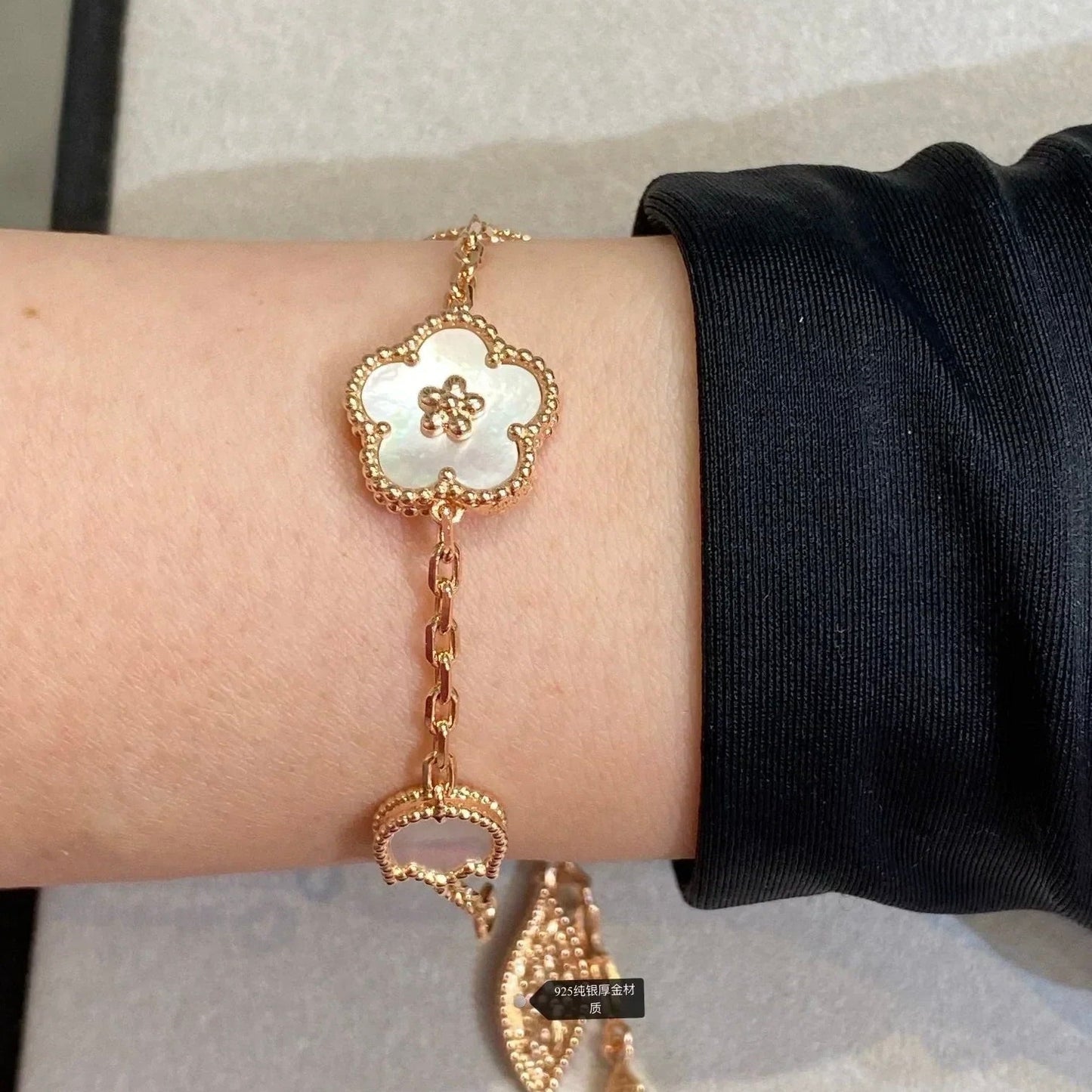[Vellora Opalyn]LUCKY SPRING 5 MOTIF BRACELET