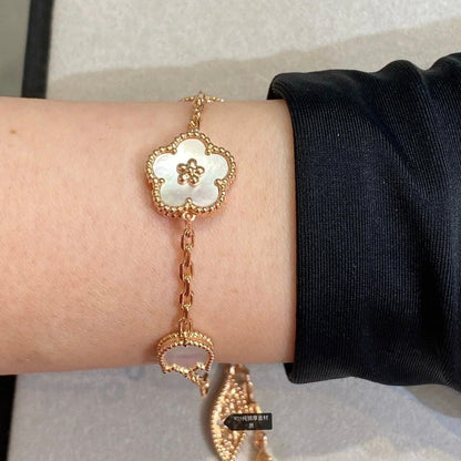 [Vellora Opalyn]LUCKY SPRING 5 MOTIF BRACELET