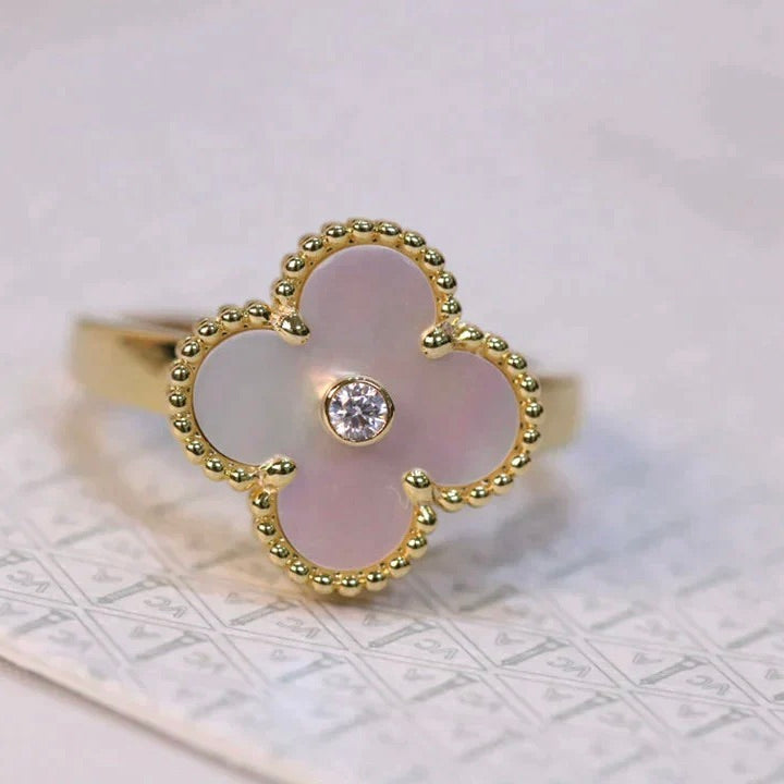 [Vellora Opalyn]CLOVER PINK MOP RING GOLD DIAMOND