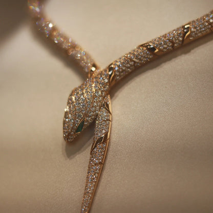 [Vellora Opalyn]HAUTE COUTURE GOLD SERPENTI NECKLACE