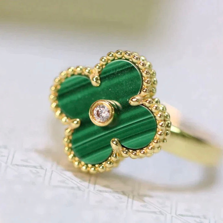 [Vellora Opalyn]CLOVER MALACHITE RING GOLD DIAMOND