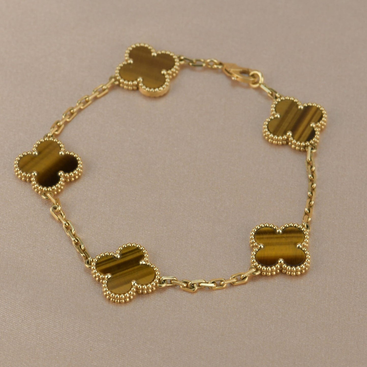 [Vellora Opalyn]CLOVER  5 MOTIFS TIGER EYE BRACELET