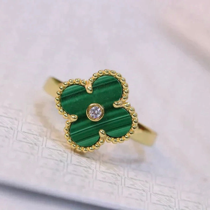 [Vellora Opalyn]CLOVER MALACHITE RING GOLD DIAMOND