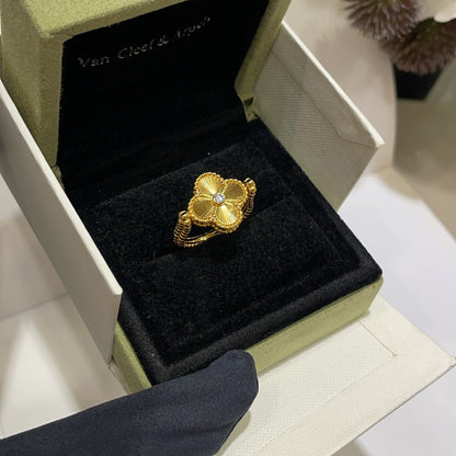 [Vellora Opalyn]CLOVER RIVERSIBLE BLUE AGATE RING