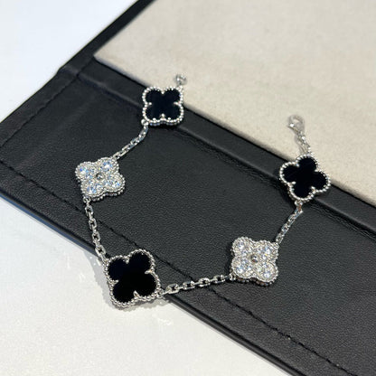 [Vellora Opalyn]CLOVER 5 MOTIF ONYXS DIAMOND BRACELET SILVER