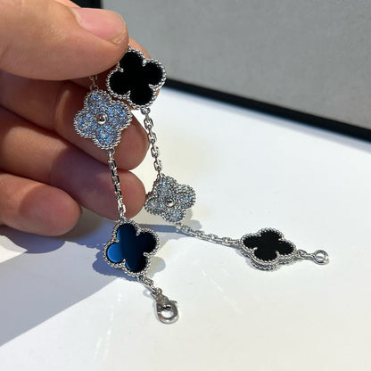 [Vellora Opalyn]CLOVER 5 MOTIF ONYXS DIAMOND BRACELET SILVER