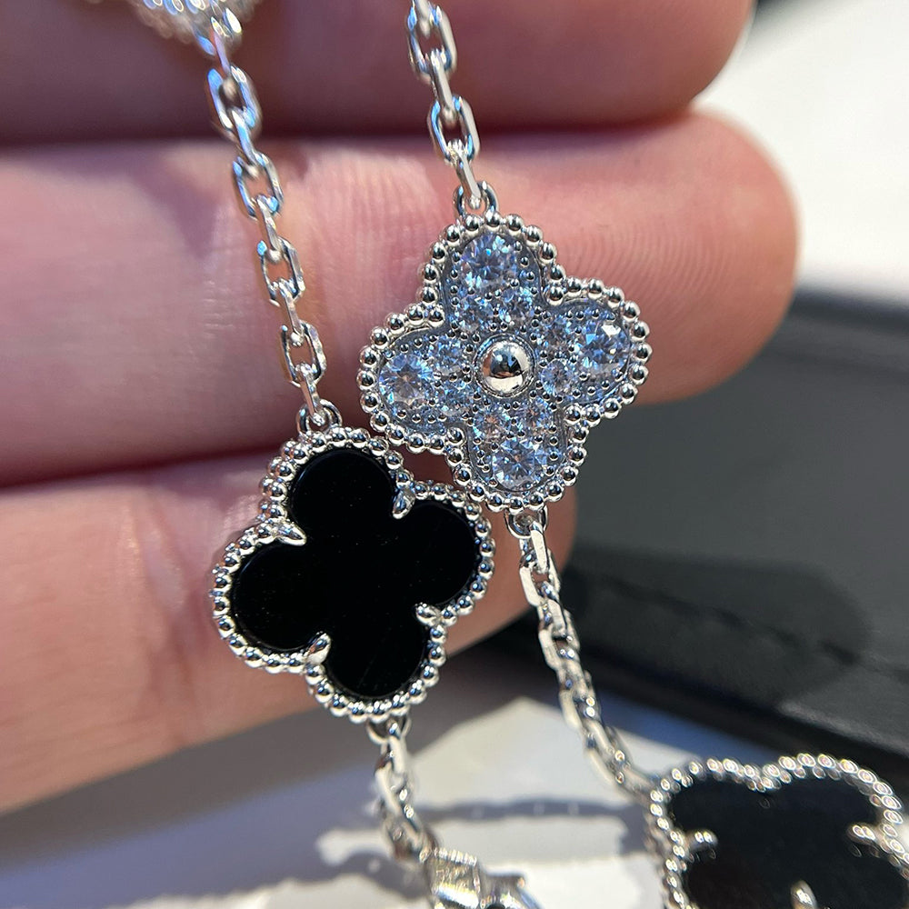 [Vellora Opalyn]CLOVER 5 MOTIF ONYXS DIAMOND BRACELET SILVER