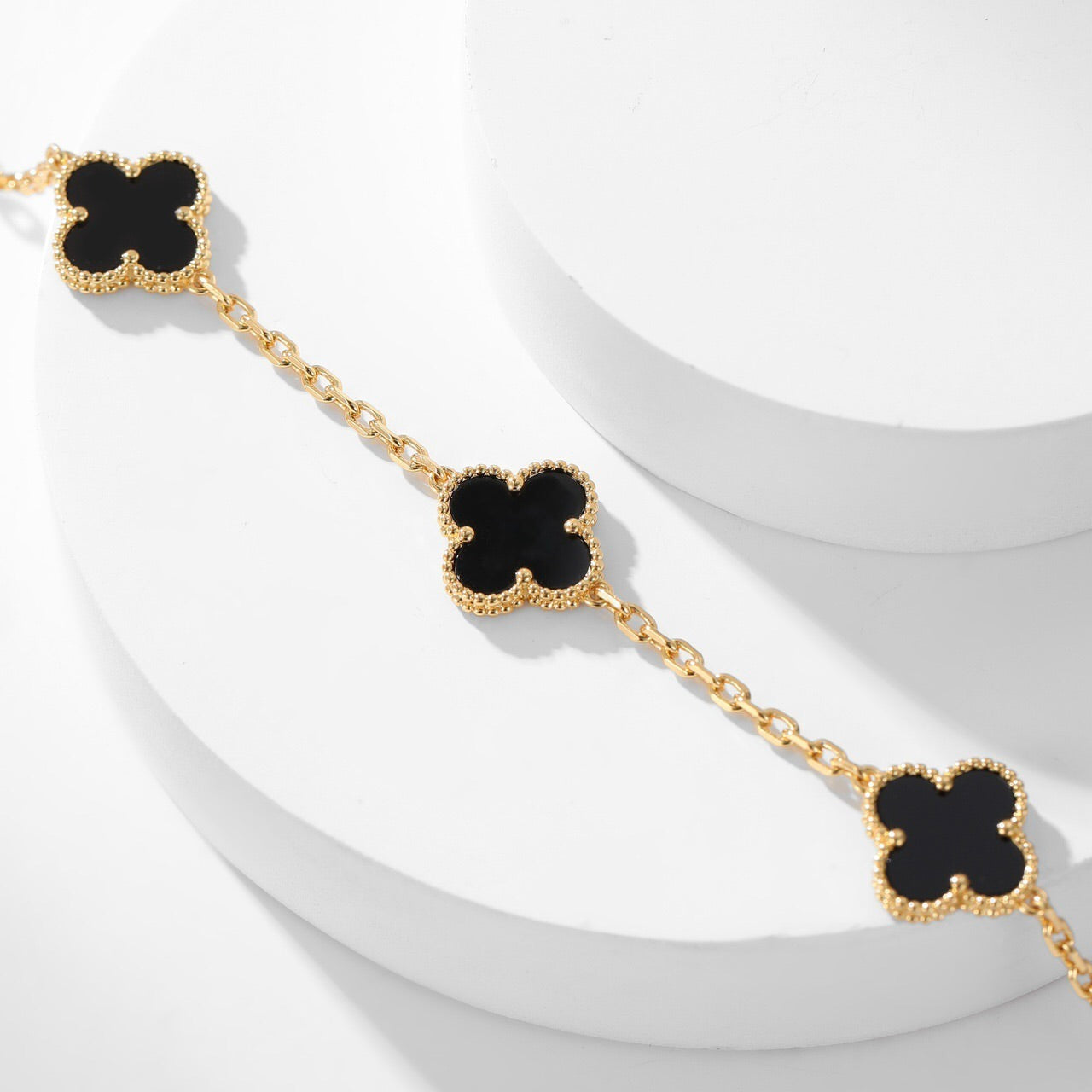 [Vellora Opalyn]CLOVER 10 MOTIFS ONYX NECKLACE