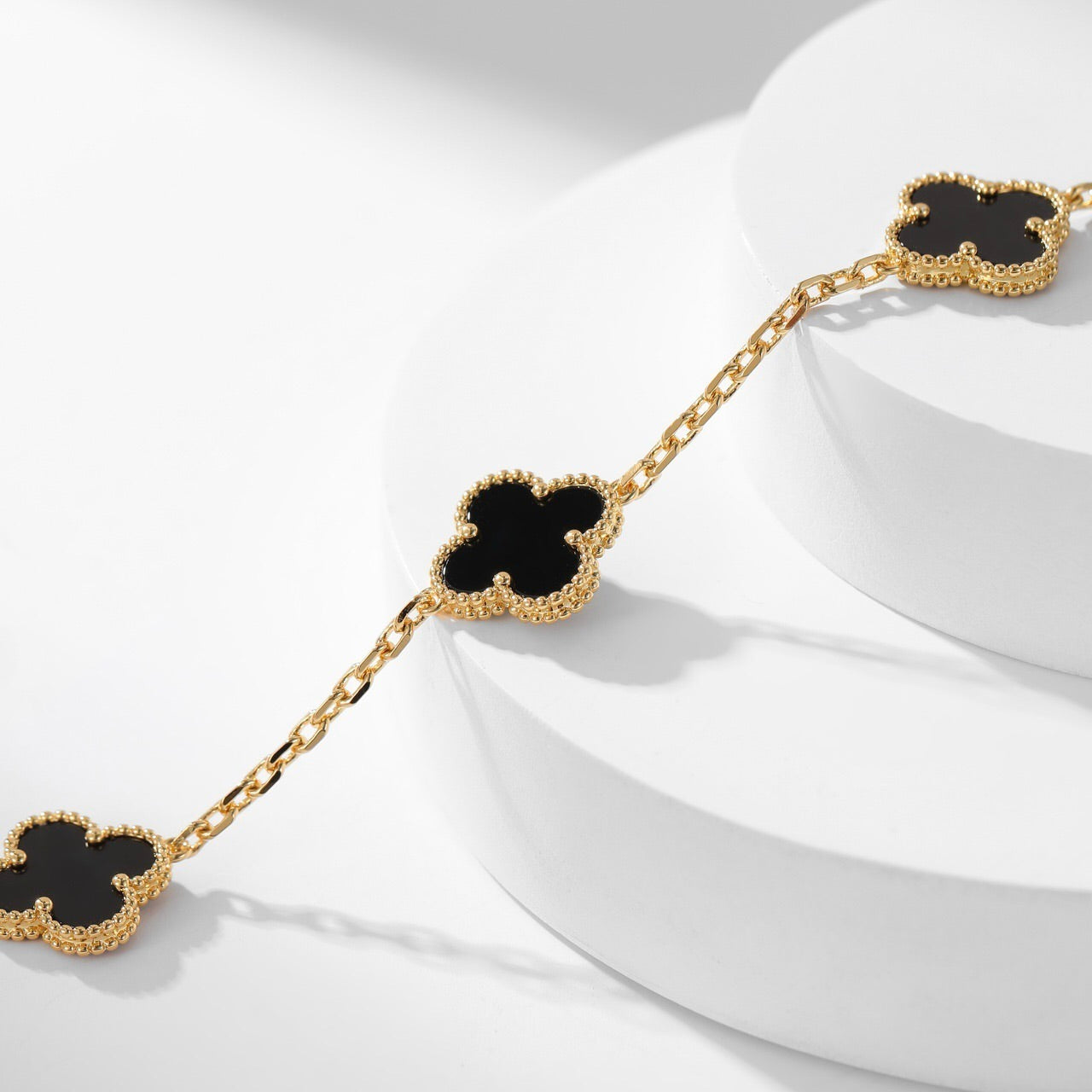 [Vellora Opalyn]CLOVER 10 MOTIFS ONYX NECKLACE
