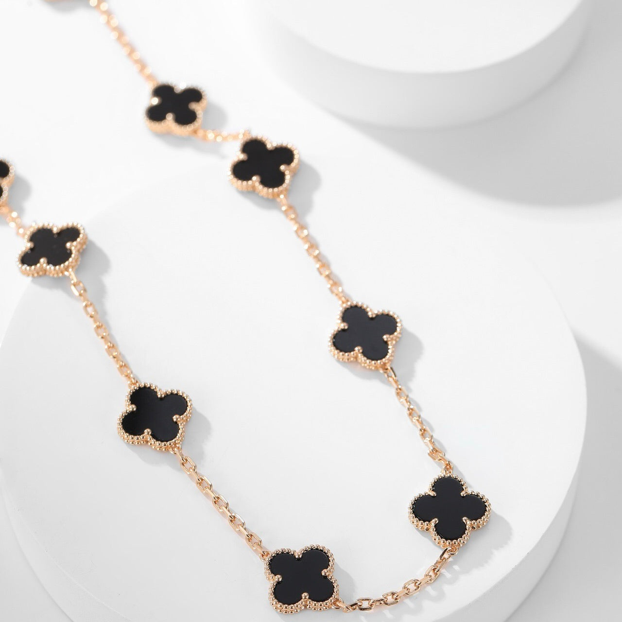 [Vellora Opalyn] CLOVER 10 MOTIFS ONYX NECKLACE