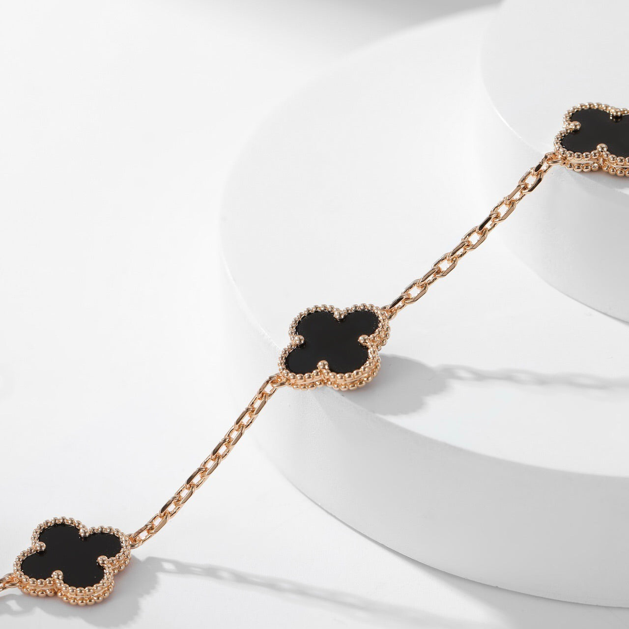 [Vellora Opalyn]CLOVER 10 MOTIFS ONYX NECKLACE