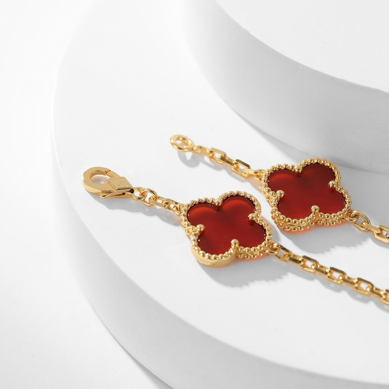 [Vellora Opalyn]CLOVER 10 MOTIFS CARNELIAN NECKLACE