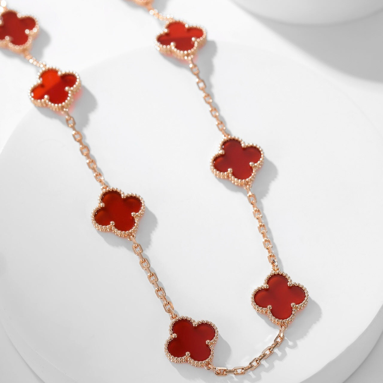 [Vellora Opalyn]CLOVER 10 MOTIFS CARNELIAN NECKLACE