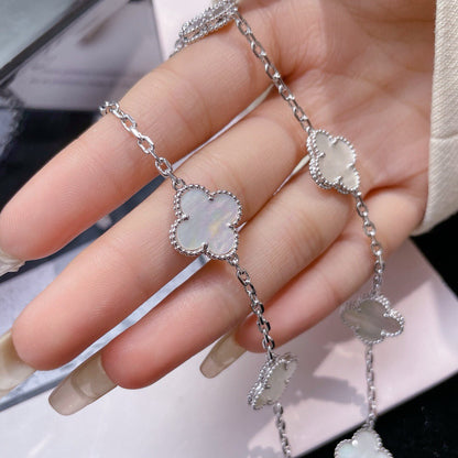 [Vellora Opalyn]CLOVER 10 MOTIFS WHITE MOTHER OF PEARL NECKLACE