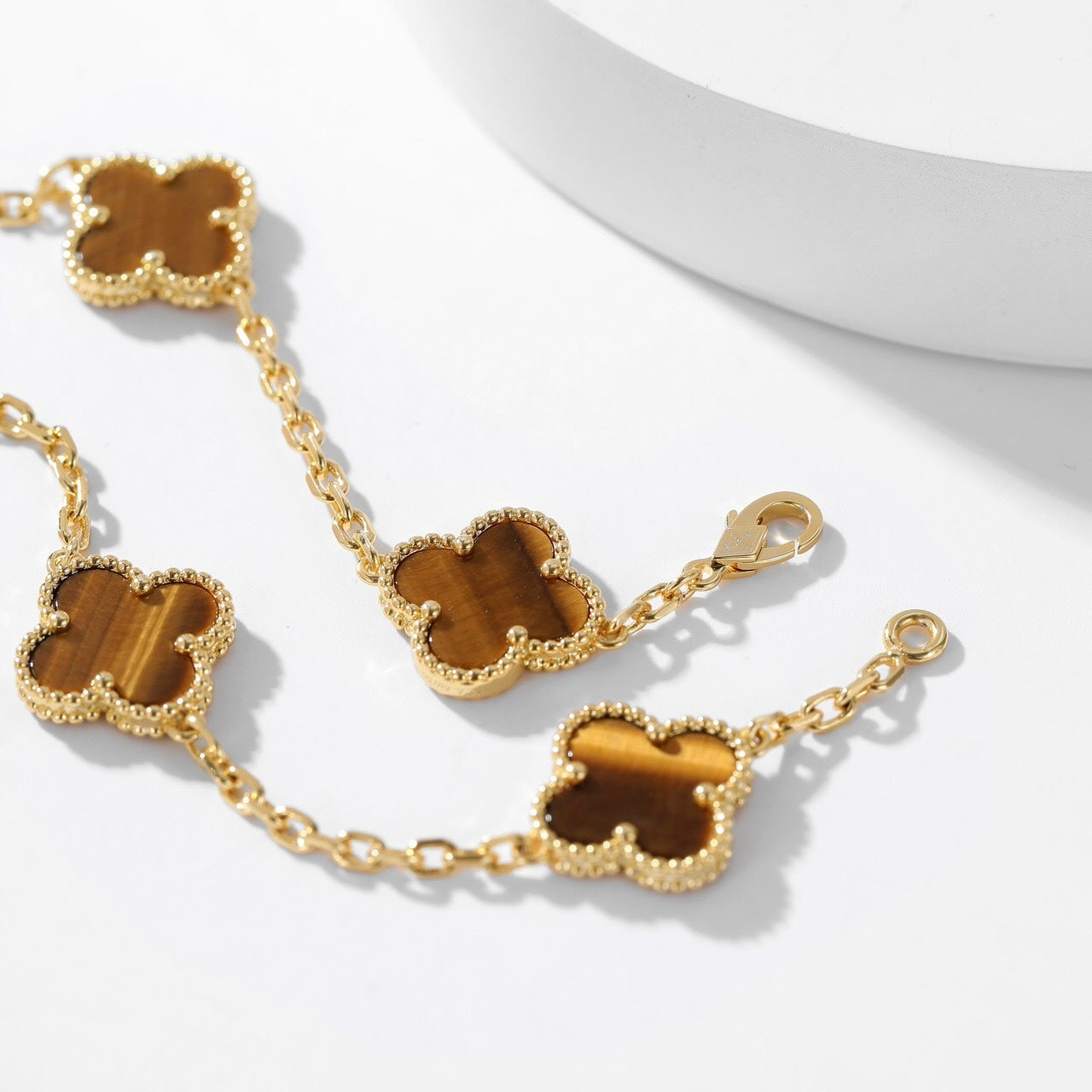 [Vellora Opalyn] CLOVER 10 MOTIFS TIGER EYE NECKLACE