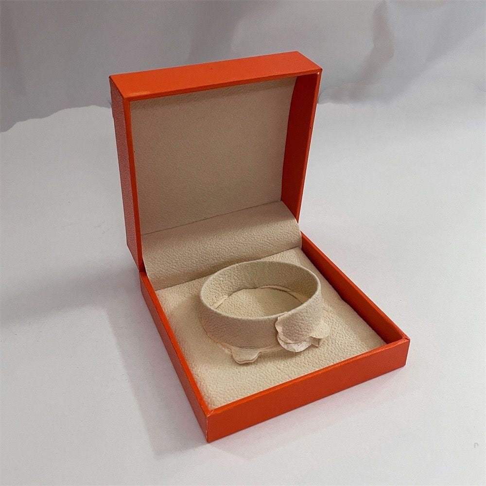 [Vellora Opalyn]HM BRACELET NECKLACE RING BOX GIFT BAG