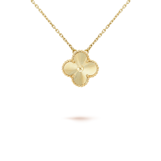 [Vellora Opalyn]CLOVER 15MM LASER NECKLACE