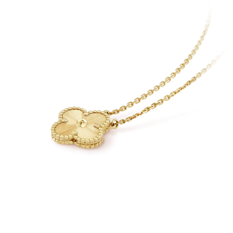 [Vellora Opalyn]CLOVER 15MM LASER NECKLACE