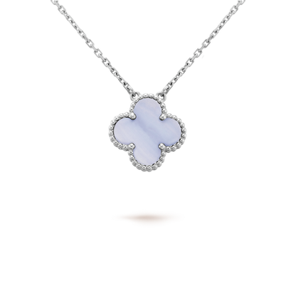 [Vellora Opalyn]CLOVER 15MM BLUE CHALCEDONY NECKLACE SILVER