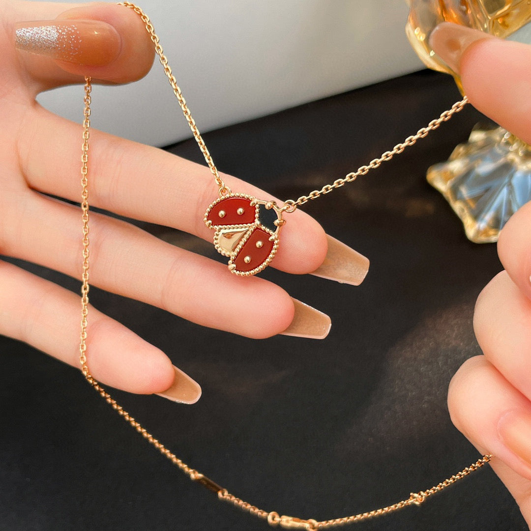 [Vellora Opalyn]LUCKY  CARNELIANS LADYBUG NECKLACE