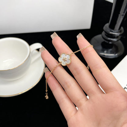 [Vellora Opalyn]LUCKY  WHITE MOP  PLUM BLOSSOM NECKLACE