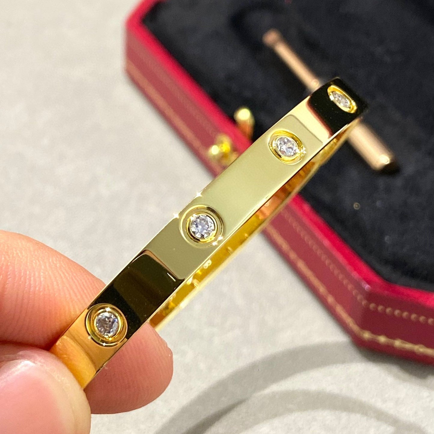 [Vellora Opalyn]LOVE BRACELET 6.1MM 10 DIAMONDS