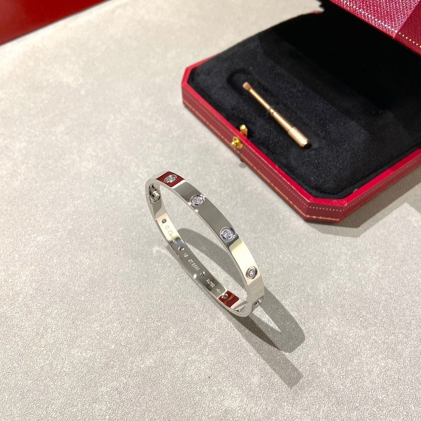 [Vellora Opalyn]LOVE BRACELET 6.1MM 10 DIAMONDS