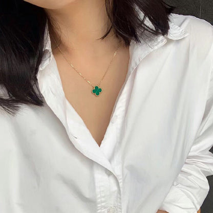 [Vellora Opalyn]CLOVER 15MM MALACHITE SINGLE FLOWER  NECKLACE