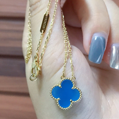 [Vellora Opalyn]CLOVER 15MM BLUE AGATE NECKLACE