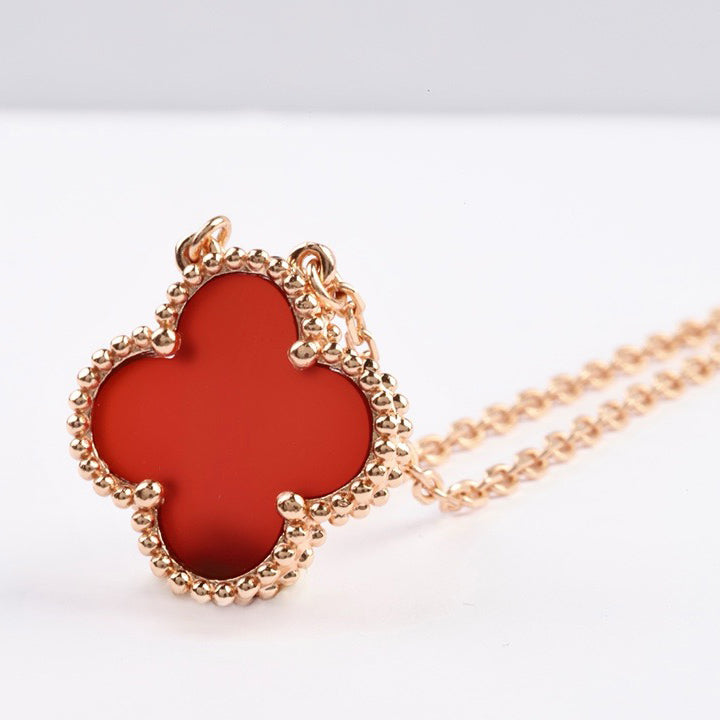[Vellora Opalyn]CLOVER 15MM CARNELIAN SINGLE FLOWER NECKLACE