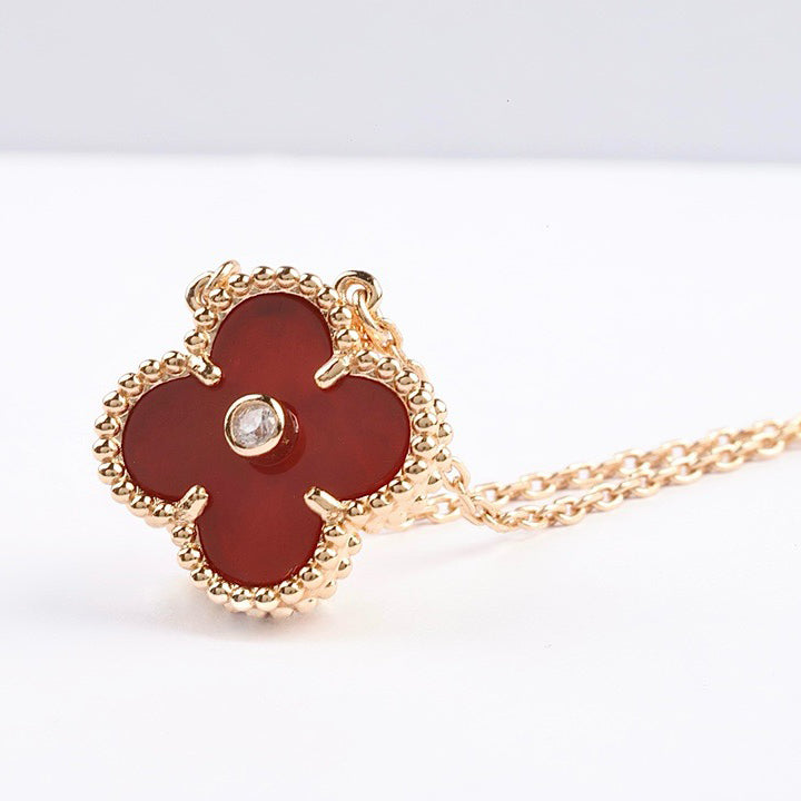 [Vellora Opalyn]CLOVER 15MM DIAMOND CARNELIAN NECKLACE